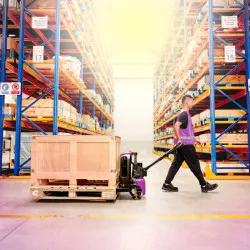 Elektrikli yaya kumandalı transpalet | PTL 1.5 | 685 x 1150 mm | AntOn by Jungheinrich