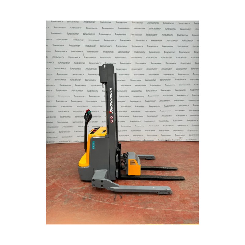 EJC B12 İstif Makinesi