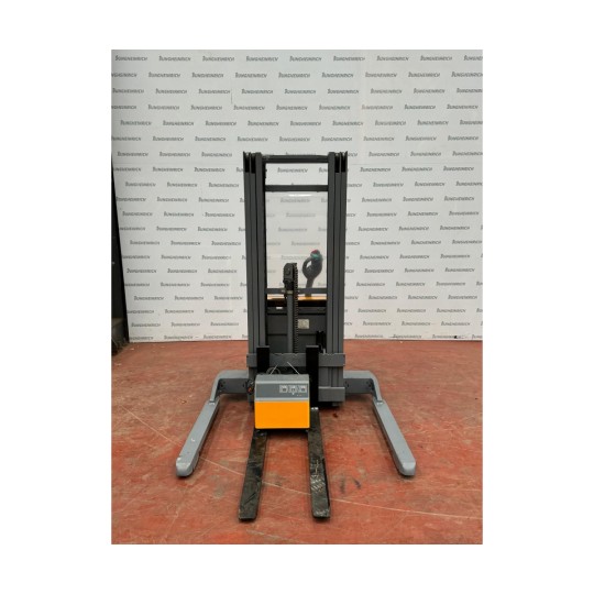 EJC B12 İstif Makinesi