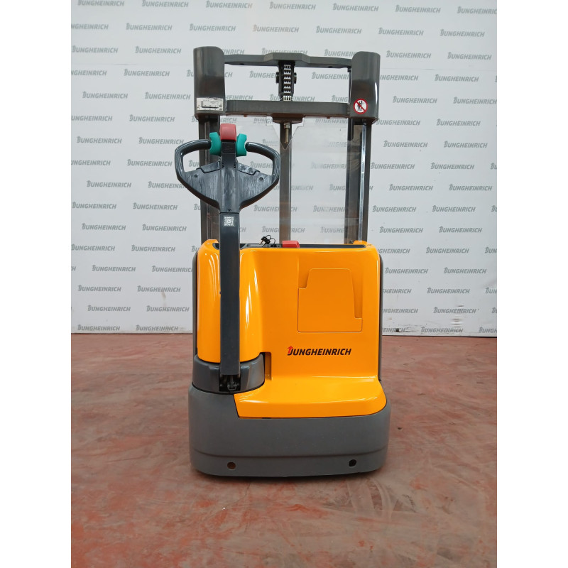 EJC 112 İstif Makinesi